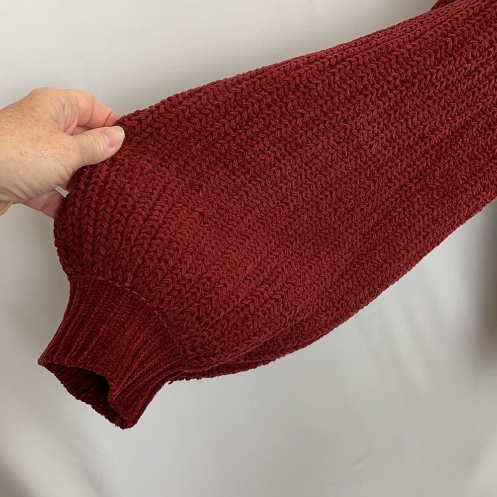 Free People Maroon Chunky Cable Knit Sweater w/Balloon Sleeves & Hi Lo Hem - Picture 4 of 14